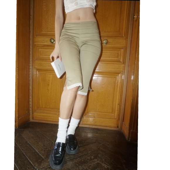 NWT Zemeta Lace Trim Capri Pants Crop Mid Rise Casual Khaki msrp$105 - Picture 2 of 9